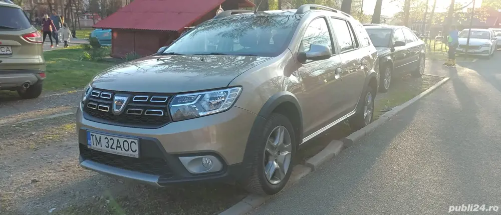 Dacia MCV Stepway 2020, culoare Beige Dune, 64000 km, ca noua