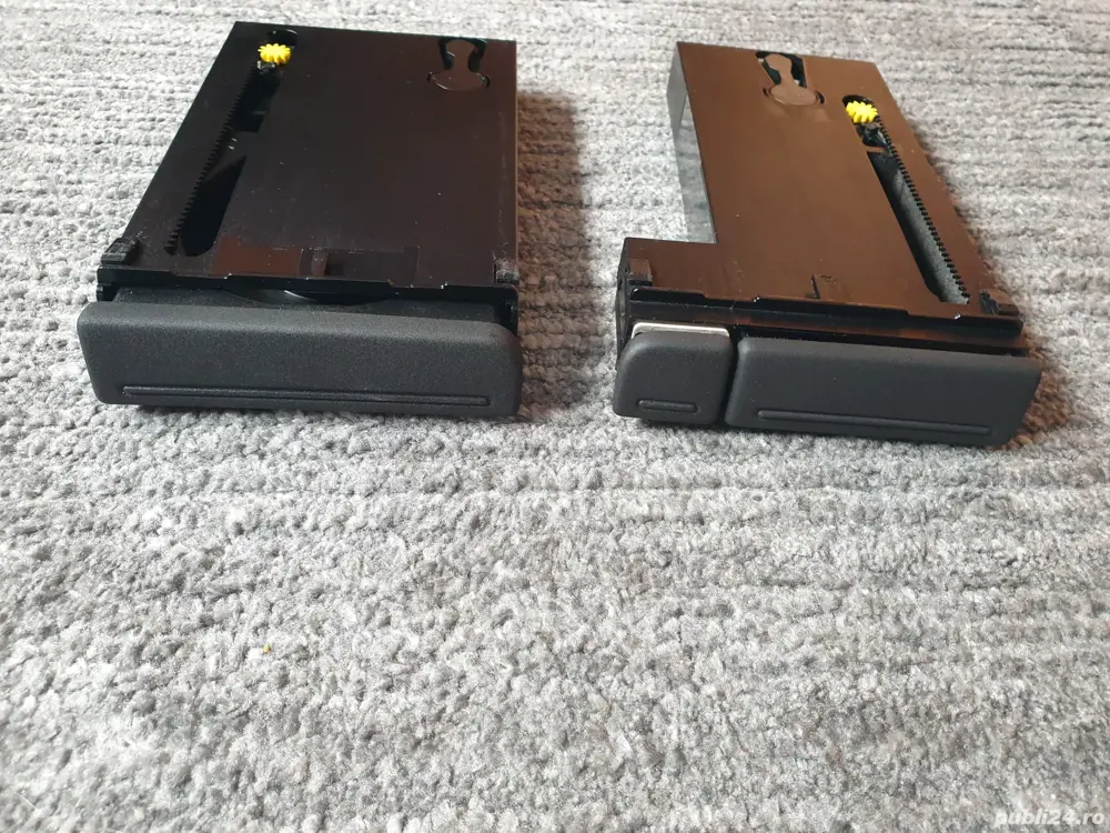 Sertar carduri, buton Esp, suport pahare Audi A4