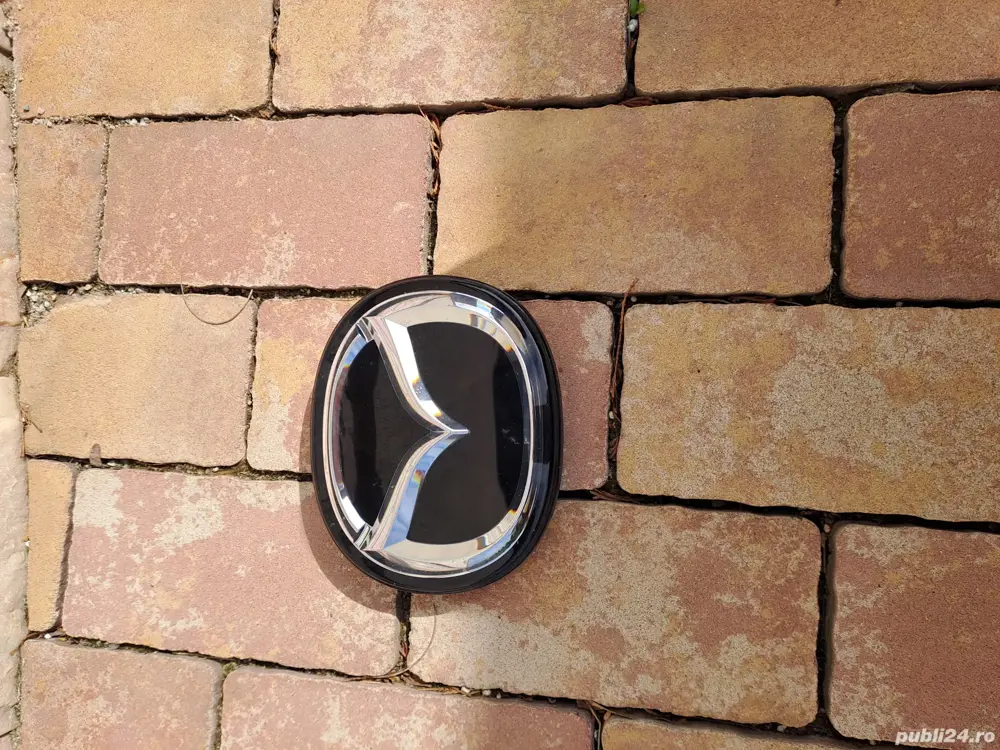 Emblema Mazda 3 distronic