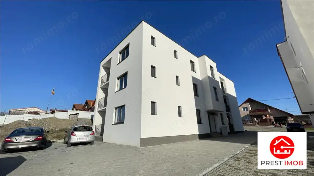 Apartament cu 3 camere la stadiul semifinisat cu loc de parcare inclus, in Cristesti, zona Materom