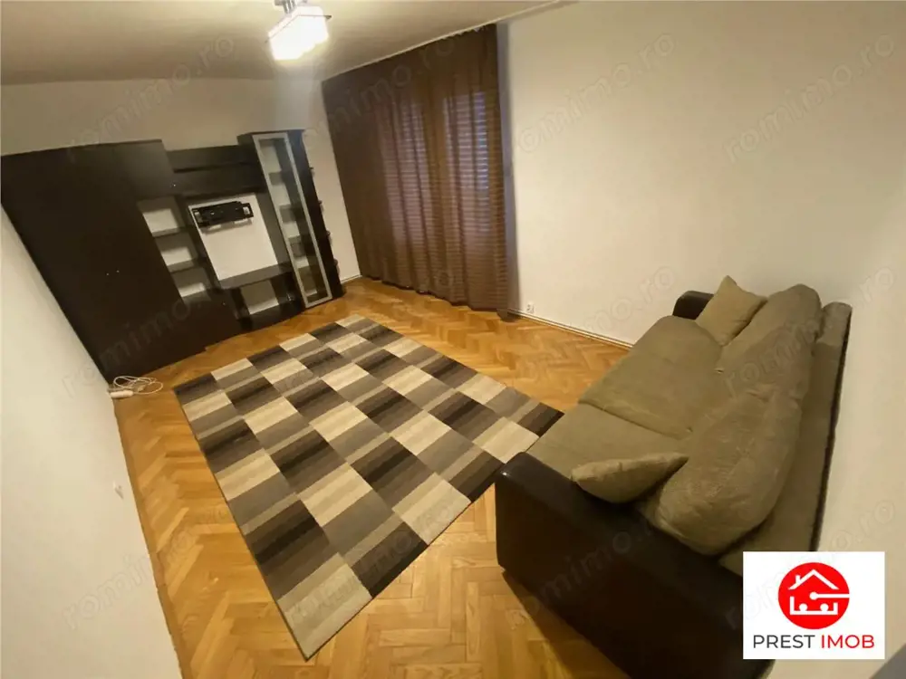 Apartament cu 3 camere de vanzare in Tudor