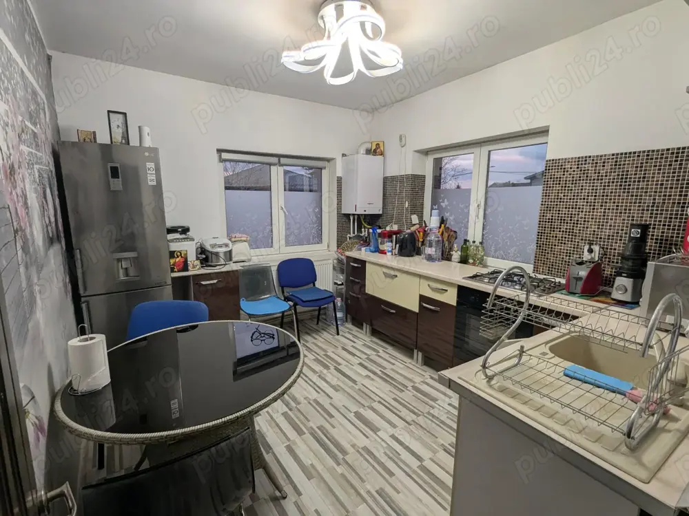 Vănd casă duplex Ștefănești de sus 