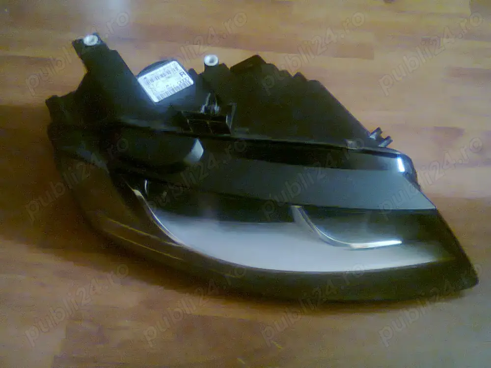 Faruri Audi A4 B8 2007-2011 cod 8K0941003A