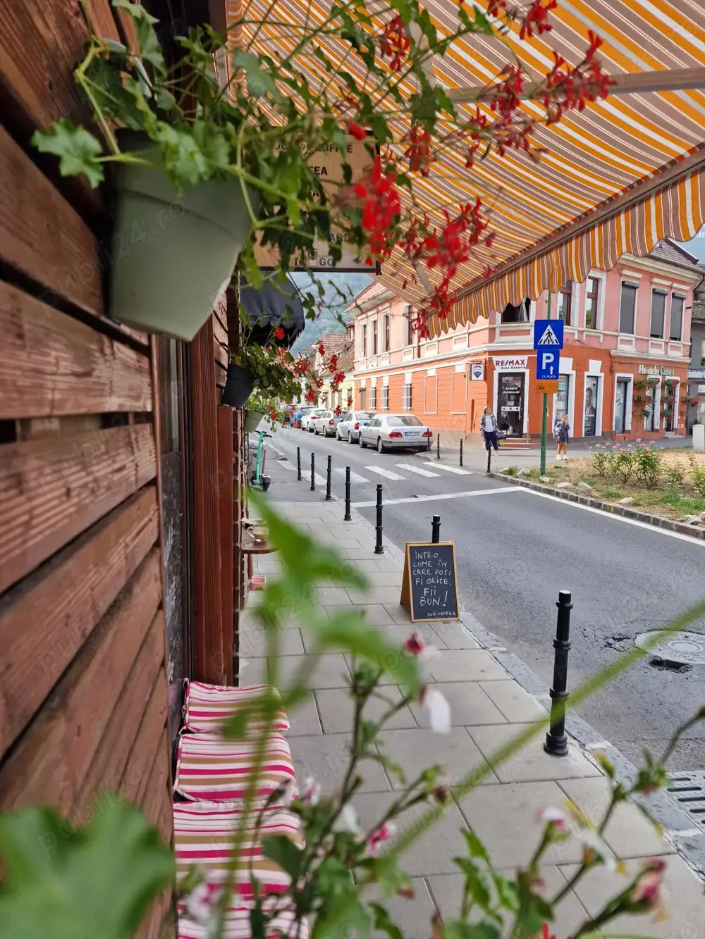 Cafenea -afacere la cheie - centrul Brasovului