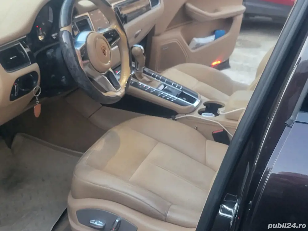 Vând Porsche Macan  Vând Porsche Macan