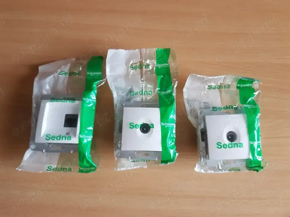 2 prize date internet RJ45 SDN4300121 + 1 priza TV SDN3201621, SCHNEIDER SEDNA