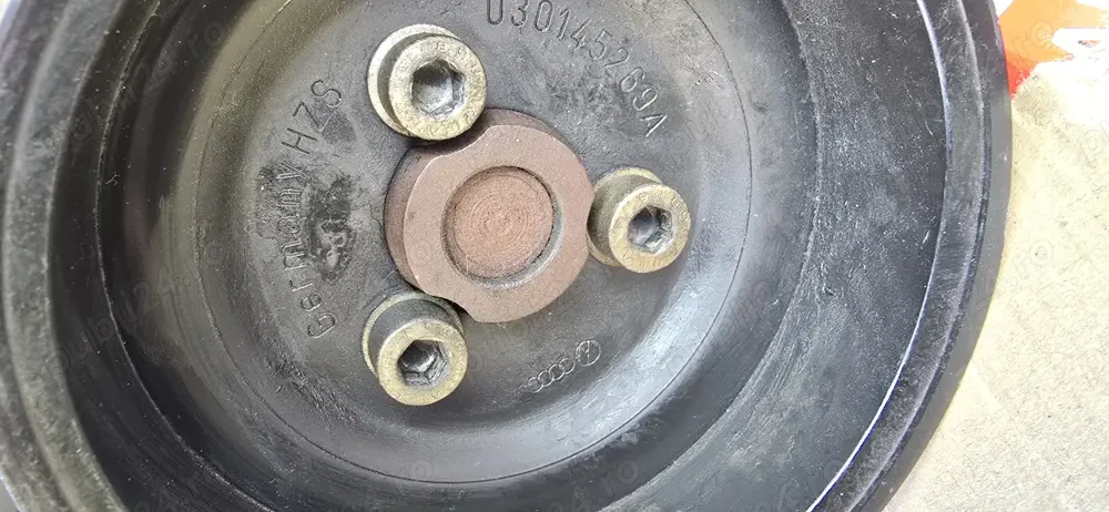 Pompă servodirecție VW GOLF / BORA 1.6 / 1.4 benzină ... AUDI / VW ( VAG ) 