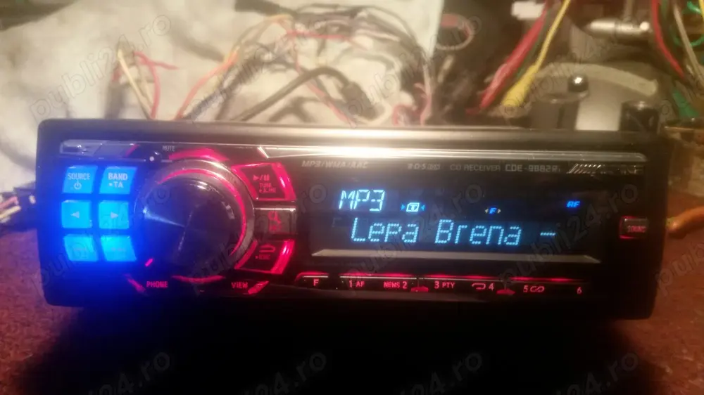 Mp3 auto Alpine CDE-9882; usb