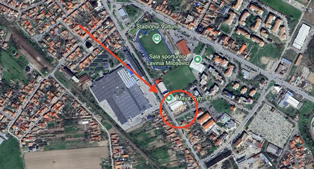 Teren Intravilan - Curti Constructii