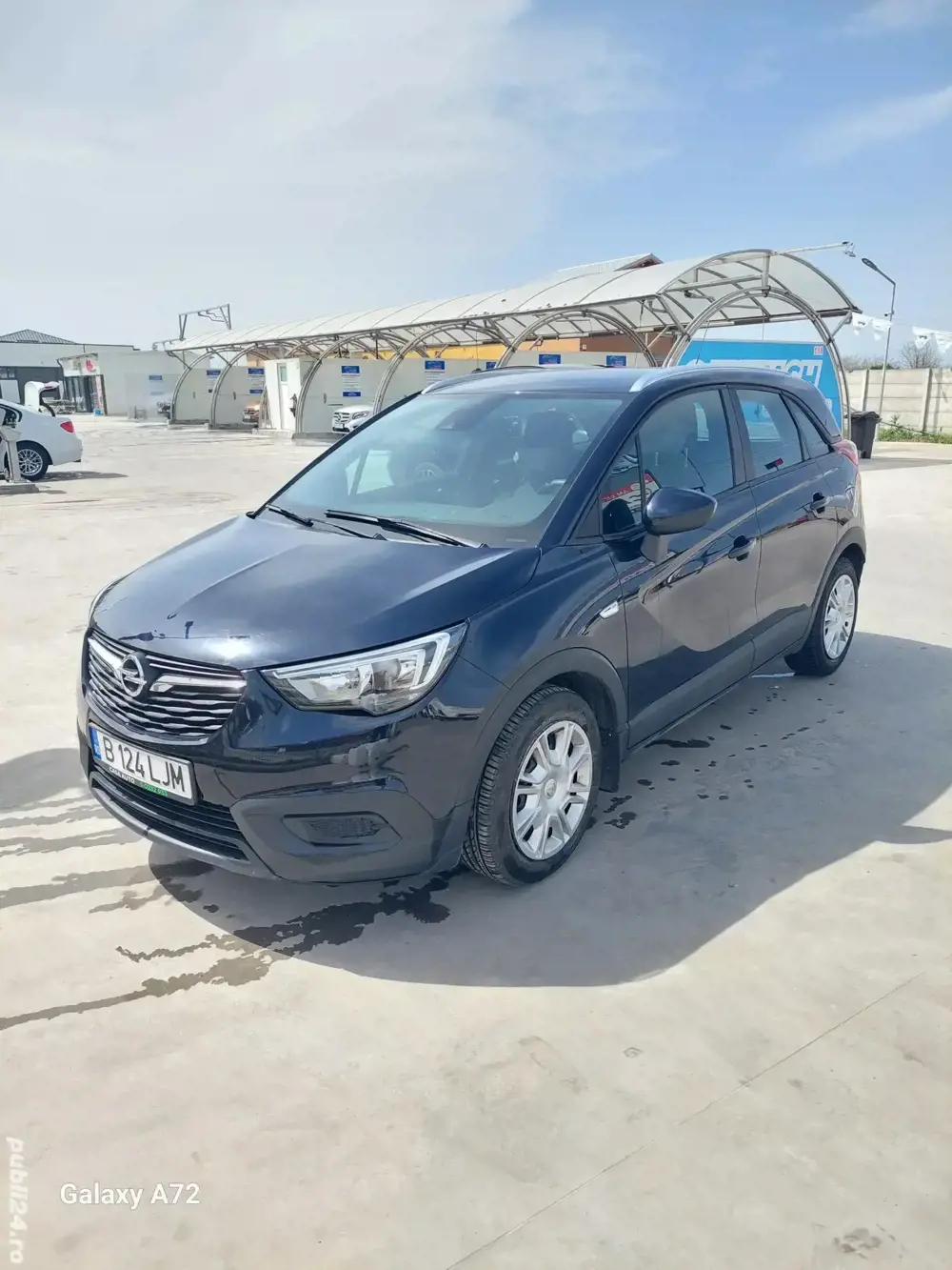  Opel Crossland X  