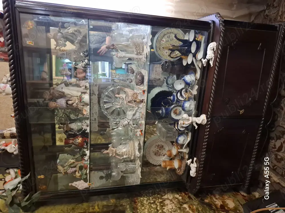 Vând mobila sufragerie & dormitor lemn masiv 