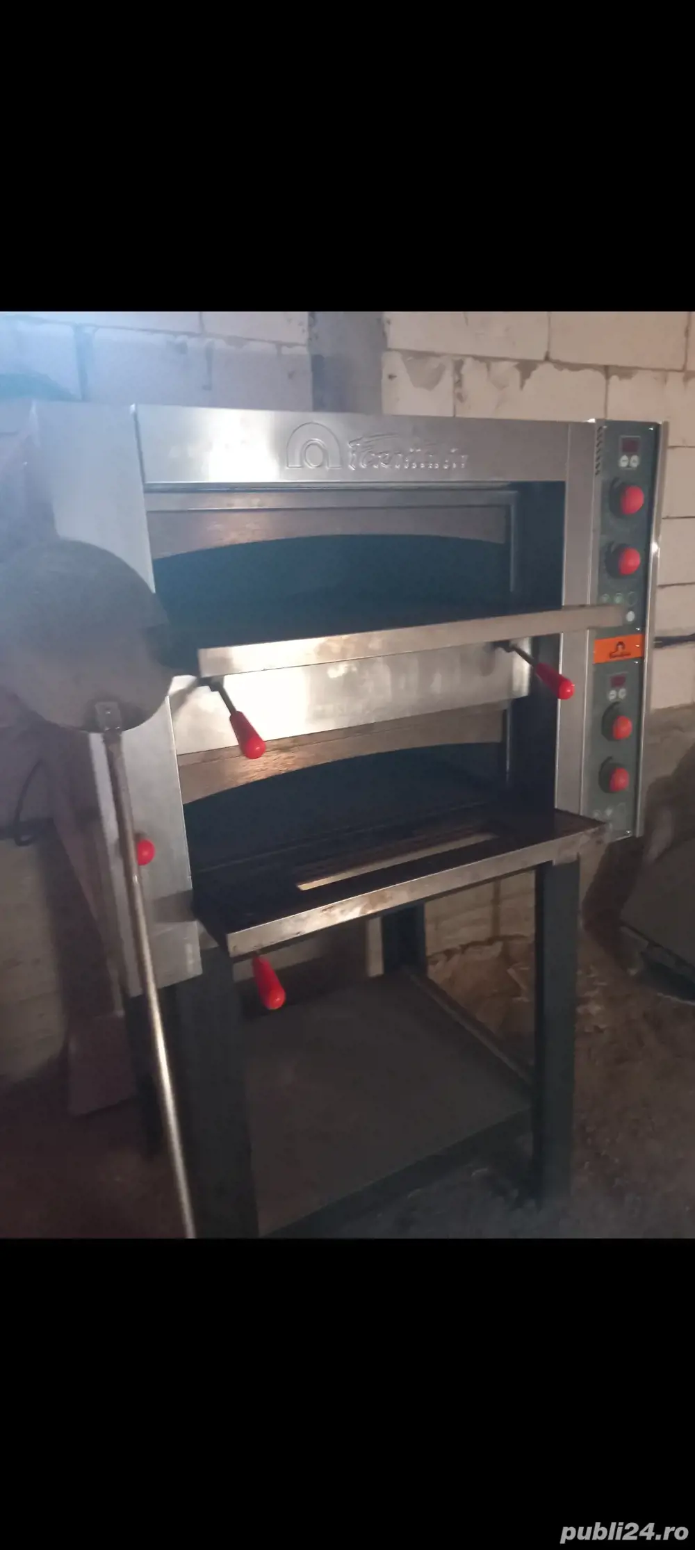 Cuptor ELECTRIC  cu vatra dublă 12 pizza 700   