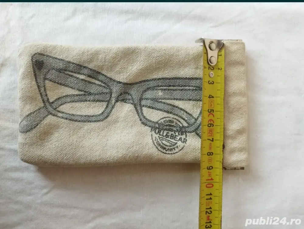 Etui toc de ochelari