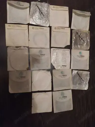 Corzi Chitara vechi, Korg   Roland card si Clifton   Shirt sound effects 