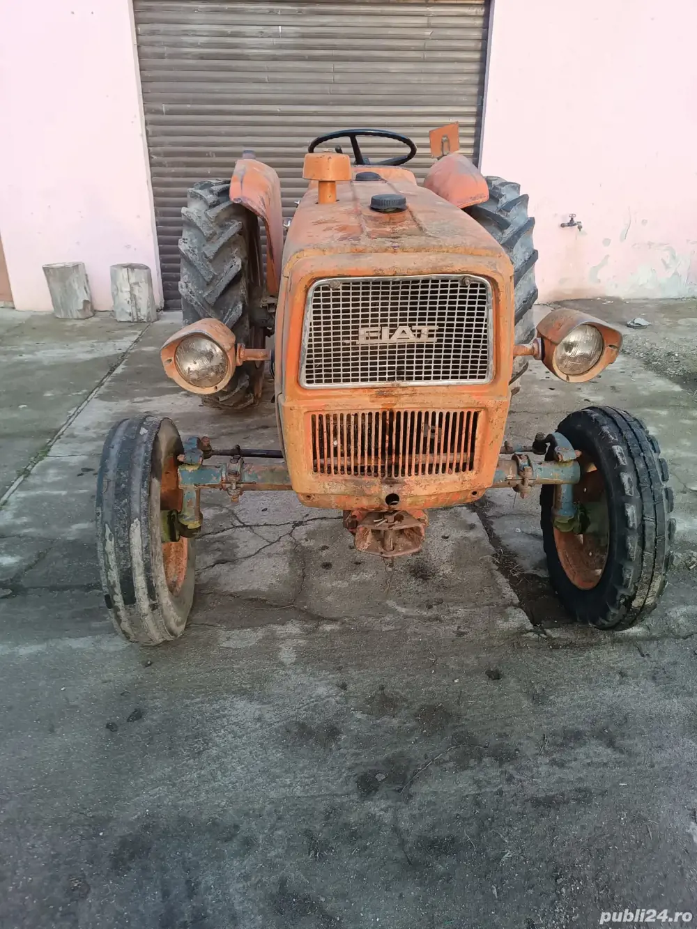 Tractor Fiat 445