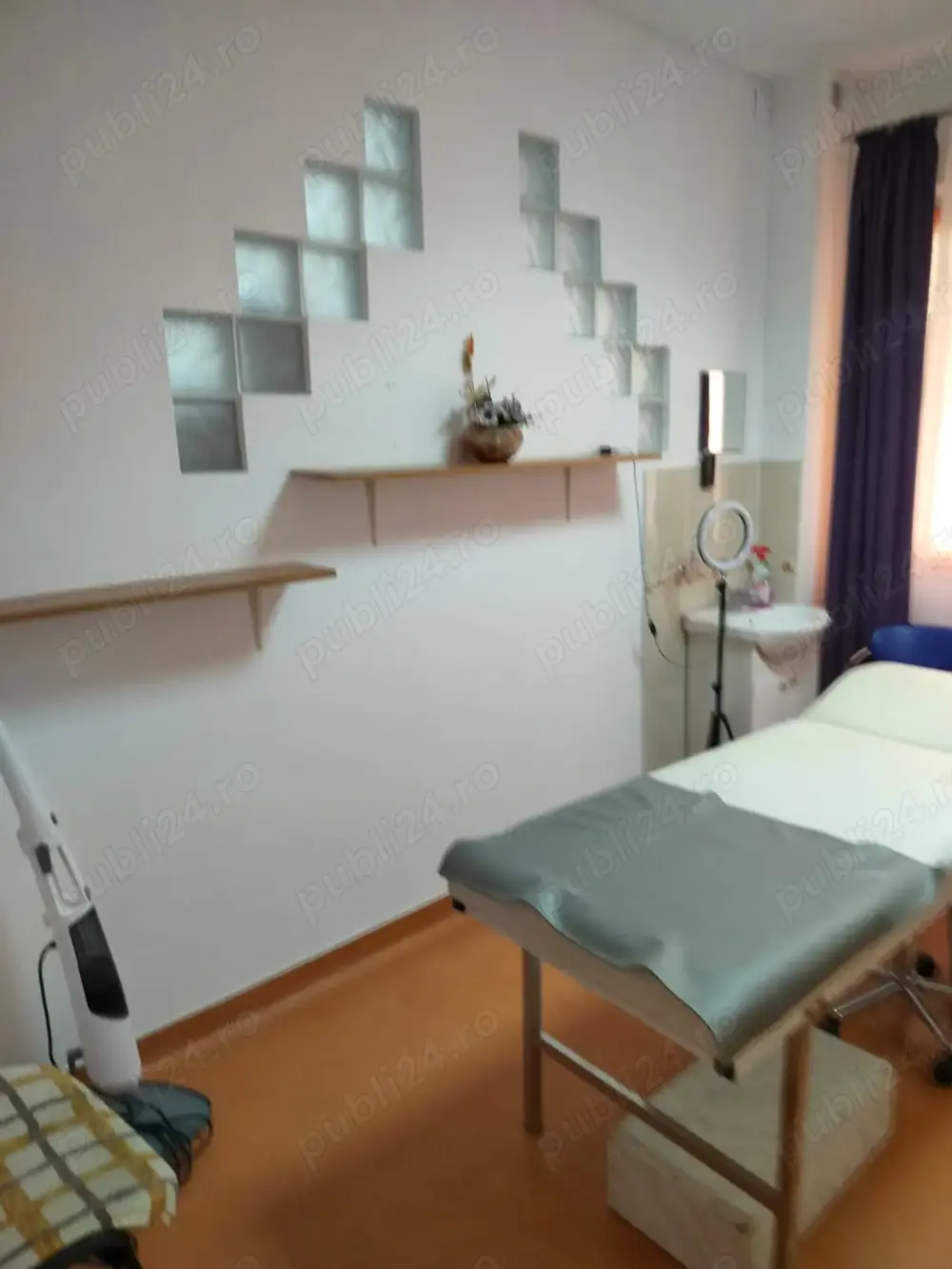 Închiriez cabinet pt. cosmetica, extensii gene sau masaj  Închiriez cabinet pt. cosmetica, extensii gene sau masaj