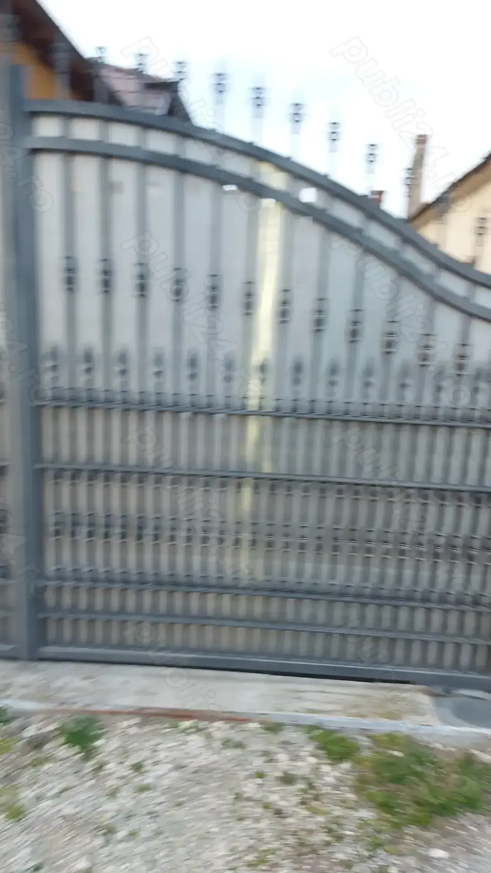 Executie confectii metalice: porti, garduri, copertine