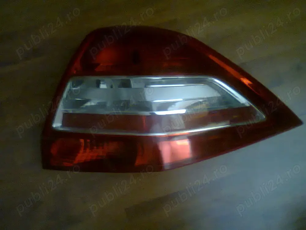 stop dreapta Renault Megane 2 berlina facellift(2006-2010)