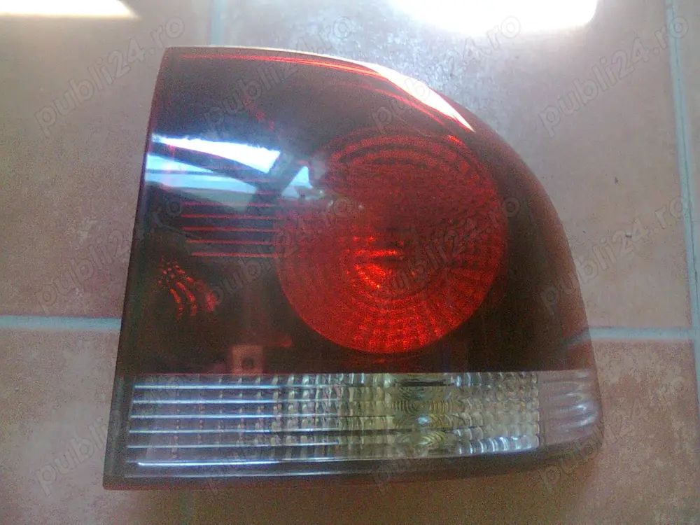 stop dreapta VW Touareg (2002-2013)