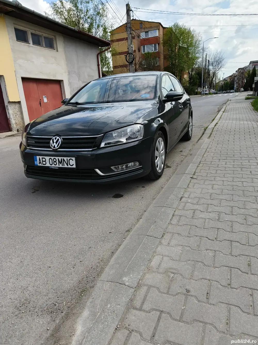 Vând Volskwagen Passat Limousine 3C Berlina 1, 6 TDI Blues Motion 