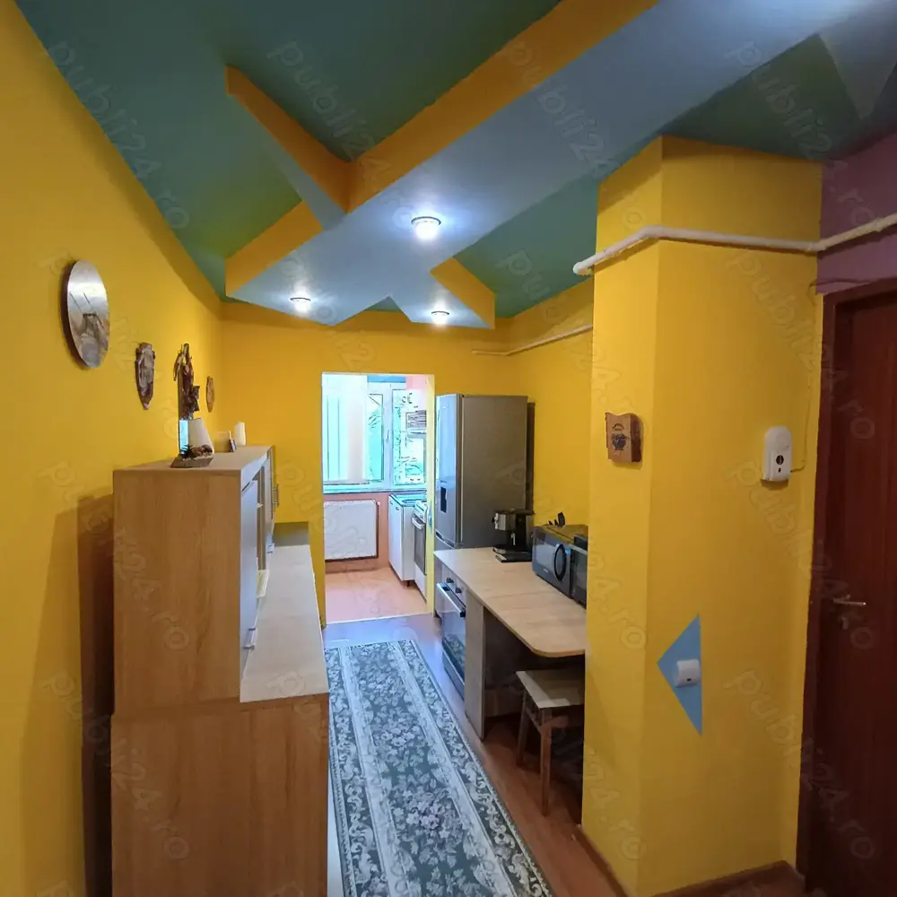 Vând apartament 3 camere 