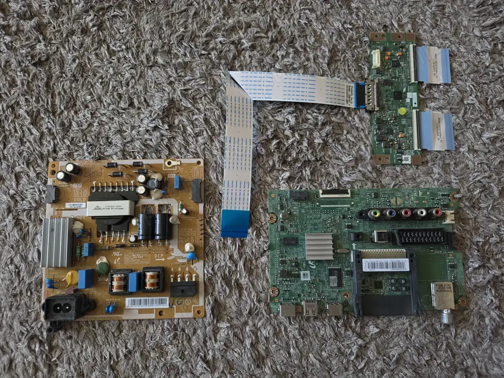 Piese Samsung UE32H5030, Bn41-02098B,BN44-00697A, RUNTK 5351TP