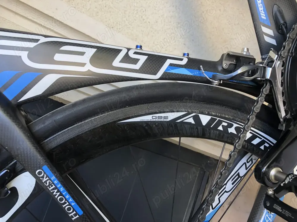 Bicicletă curse profi FELT Garmin full carbon ultraușor 6 kg