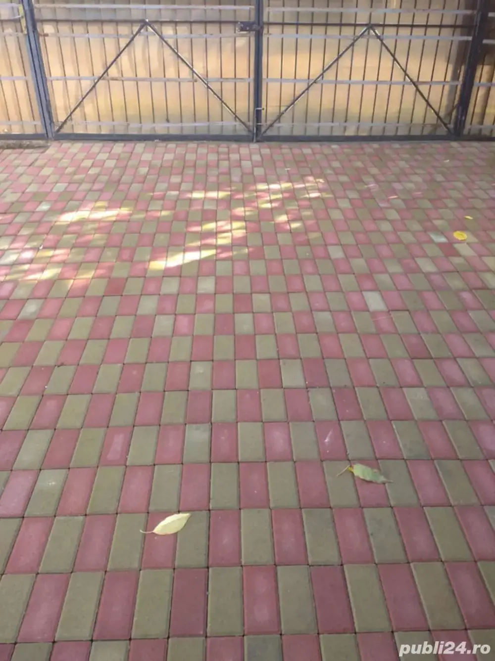 Execut amenajări interioare și exterioare 