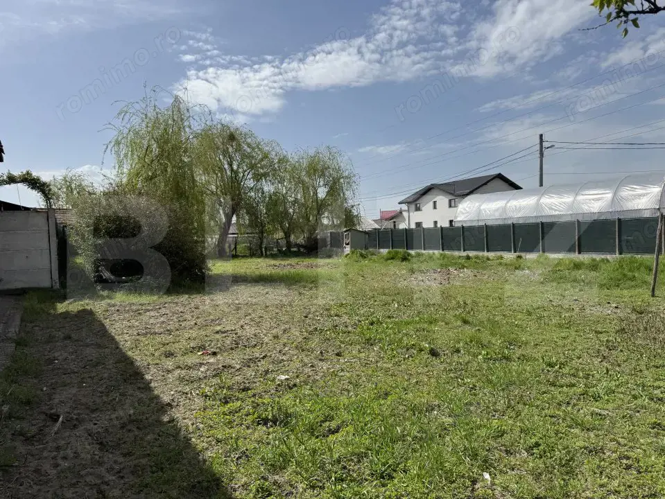 2 case renovabile, teren 1397 mp, front 29 ml, Brestei