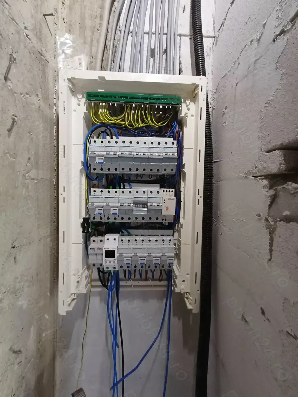 Electrician autorizat