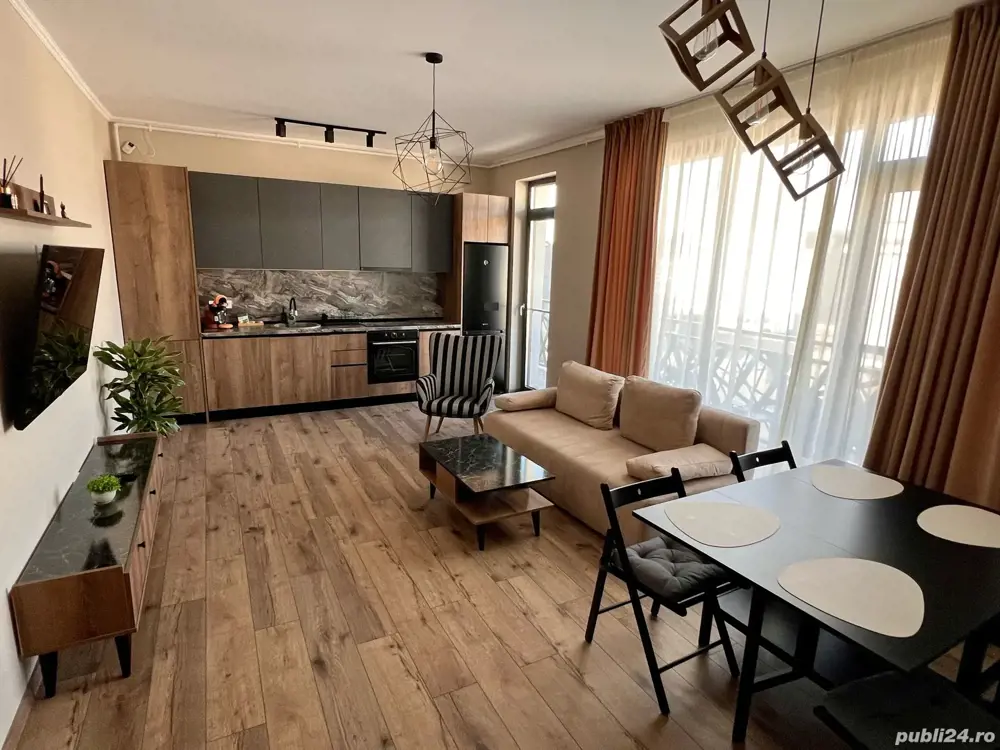 Inchiriez regim hotelier apartament 3 camere 90mp Pipera bloc nou