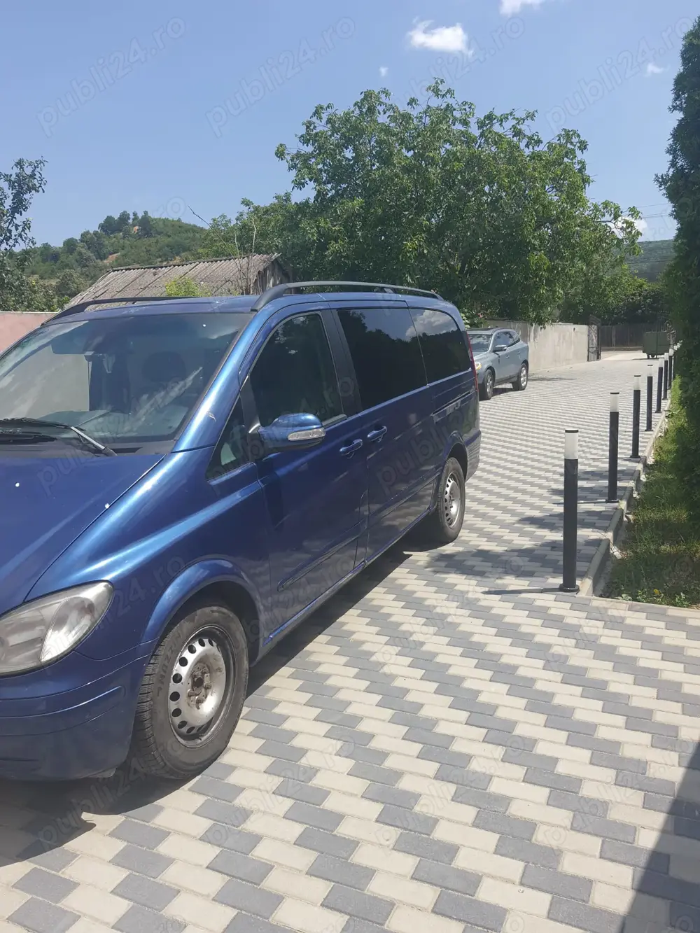 Vid mercedes-benz pentru persoana hadicap