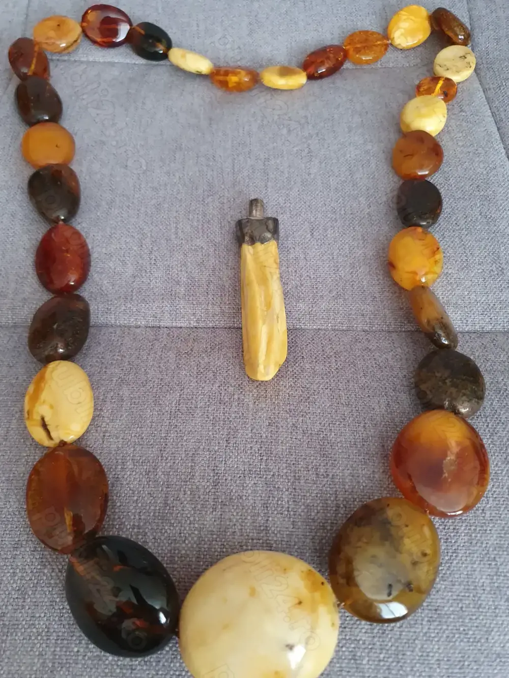 Colier urias de chihlimbar natural ambra si amuleta antica argint