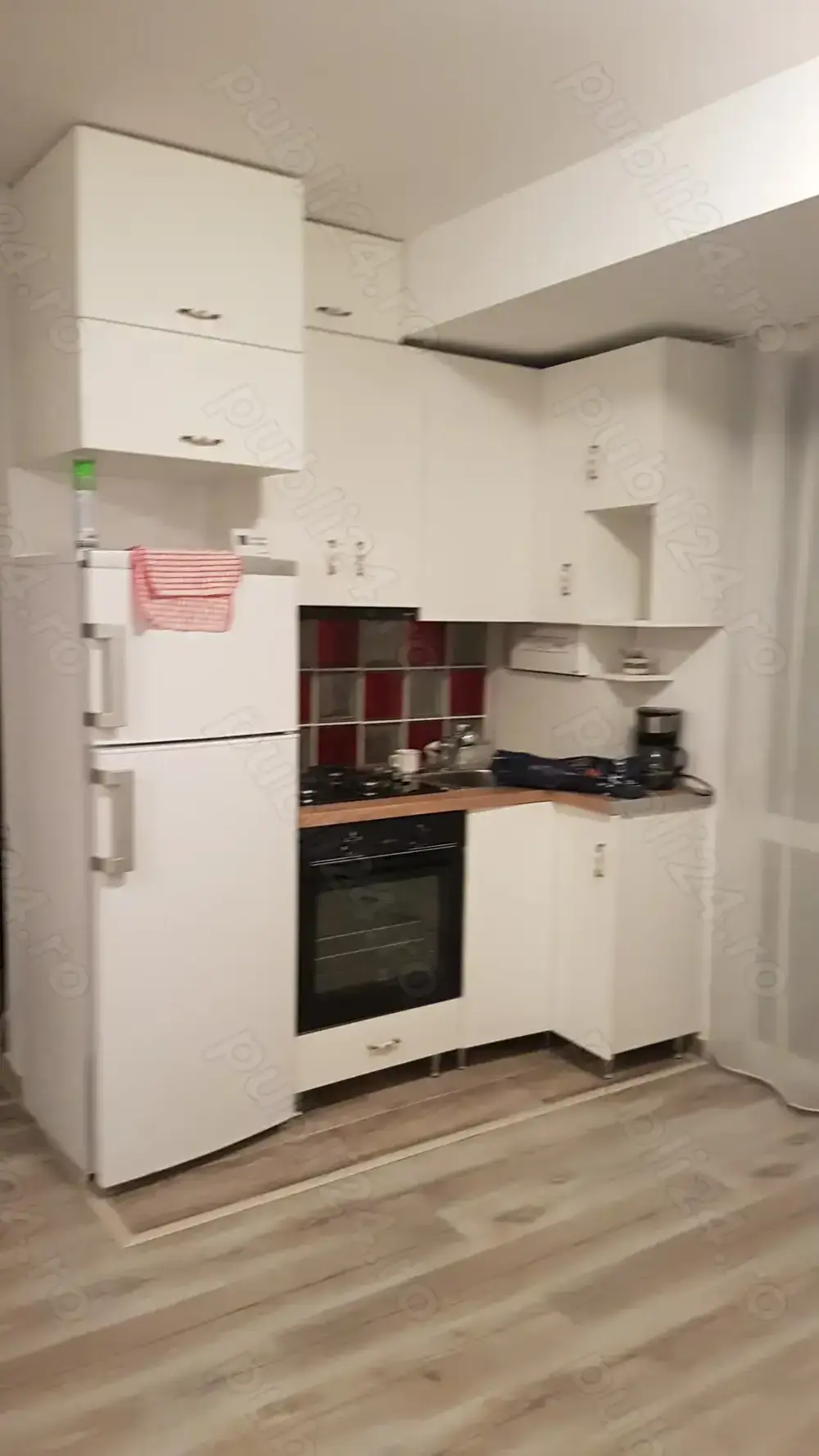 Inchiriez garsoniera mobilata si utilata