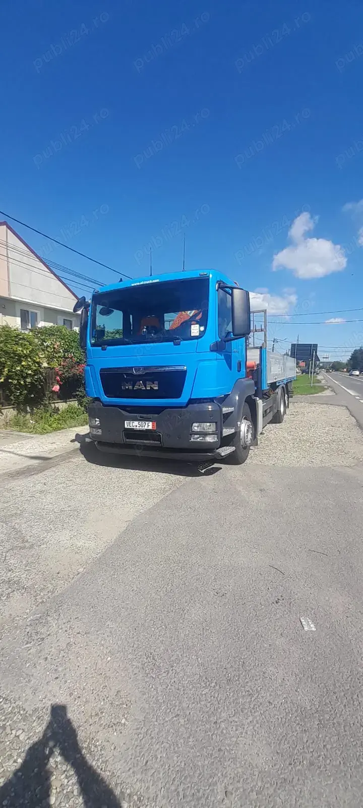 Ofer spre închiriere automacara