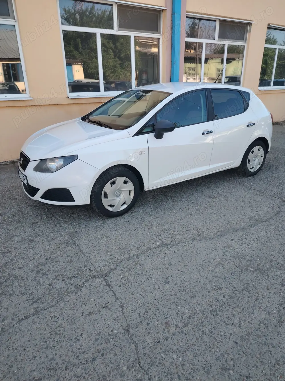 vand Seat Ibiza 2010-benzina 1,2 vand Seat Ibiza 2010-benzina 1,2