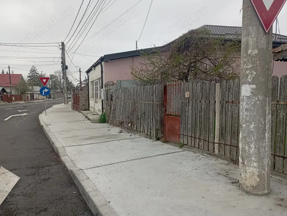 Orasul Calarasi - Vand casa + 1000 mp intravilan