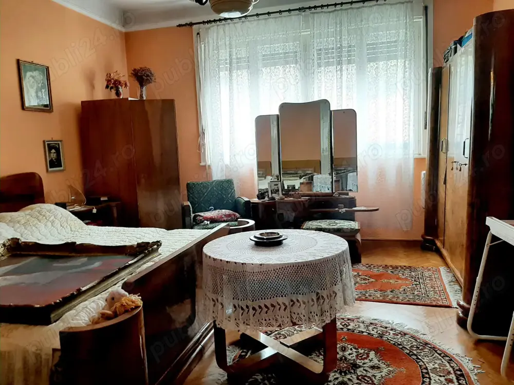 Apartament de 100mp si garaj în zonă centrală 