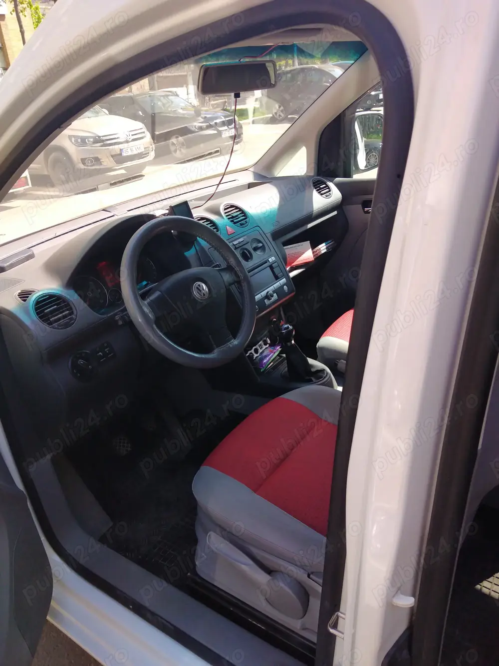 vw caddy maxi 7 locuri