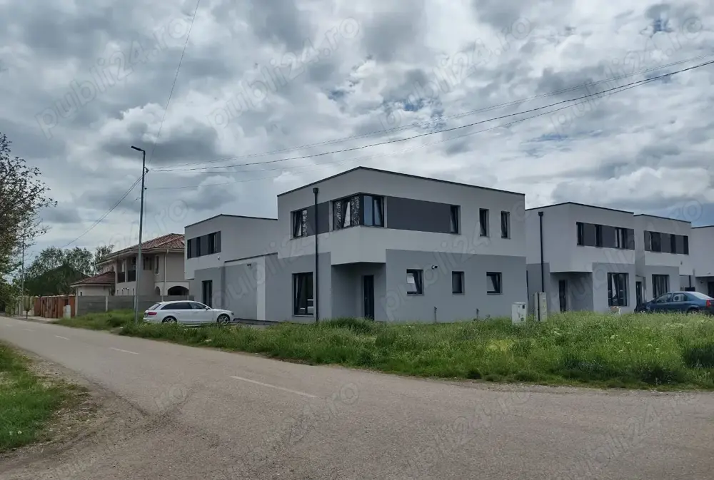 De vanzare unitate duplex, 127 mp utili, situat pe str. Bucuresti, colt cu str. Picaso