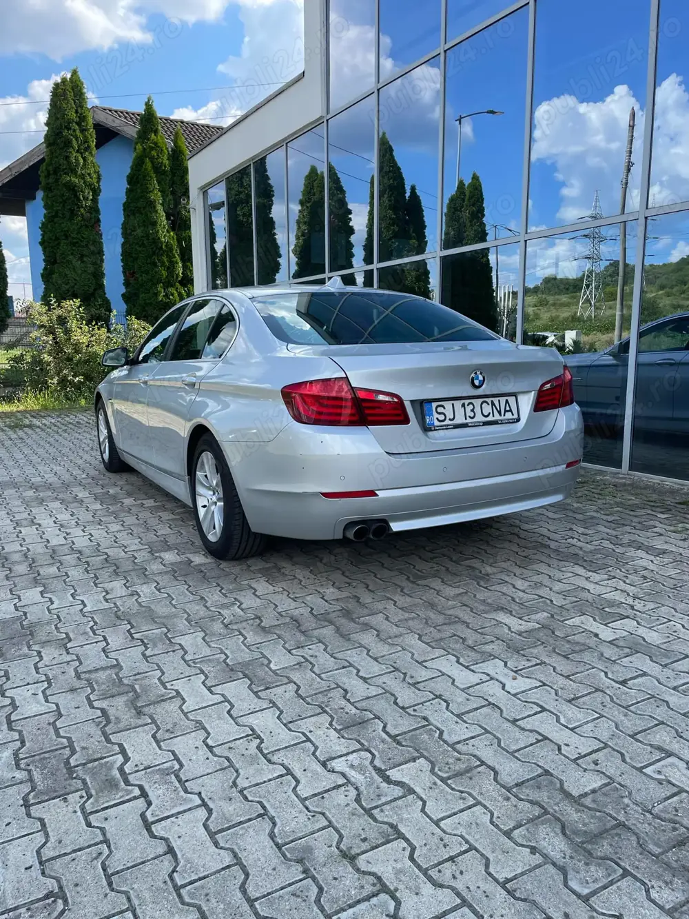 BMW seria 5 diesel 2.0 l, an fabricație 2011, 232.000 km