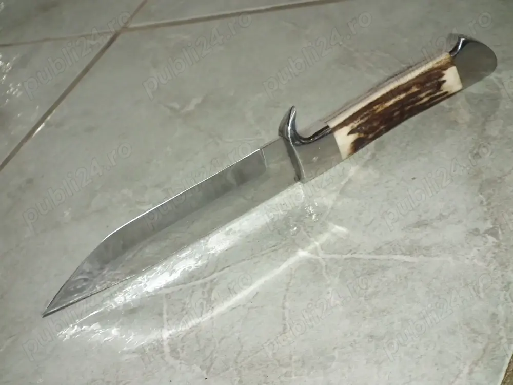 Briceag cu plásele din corn + toc masiv piele nr.12