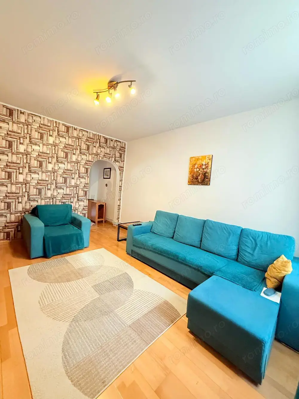 Apartament la curte, mobilat, parcare 87 mp 99000Euro