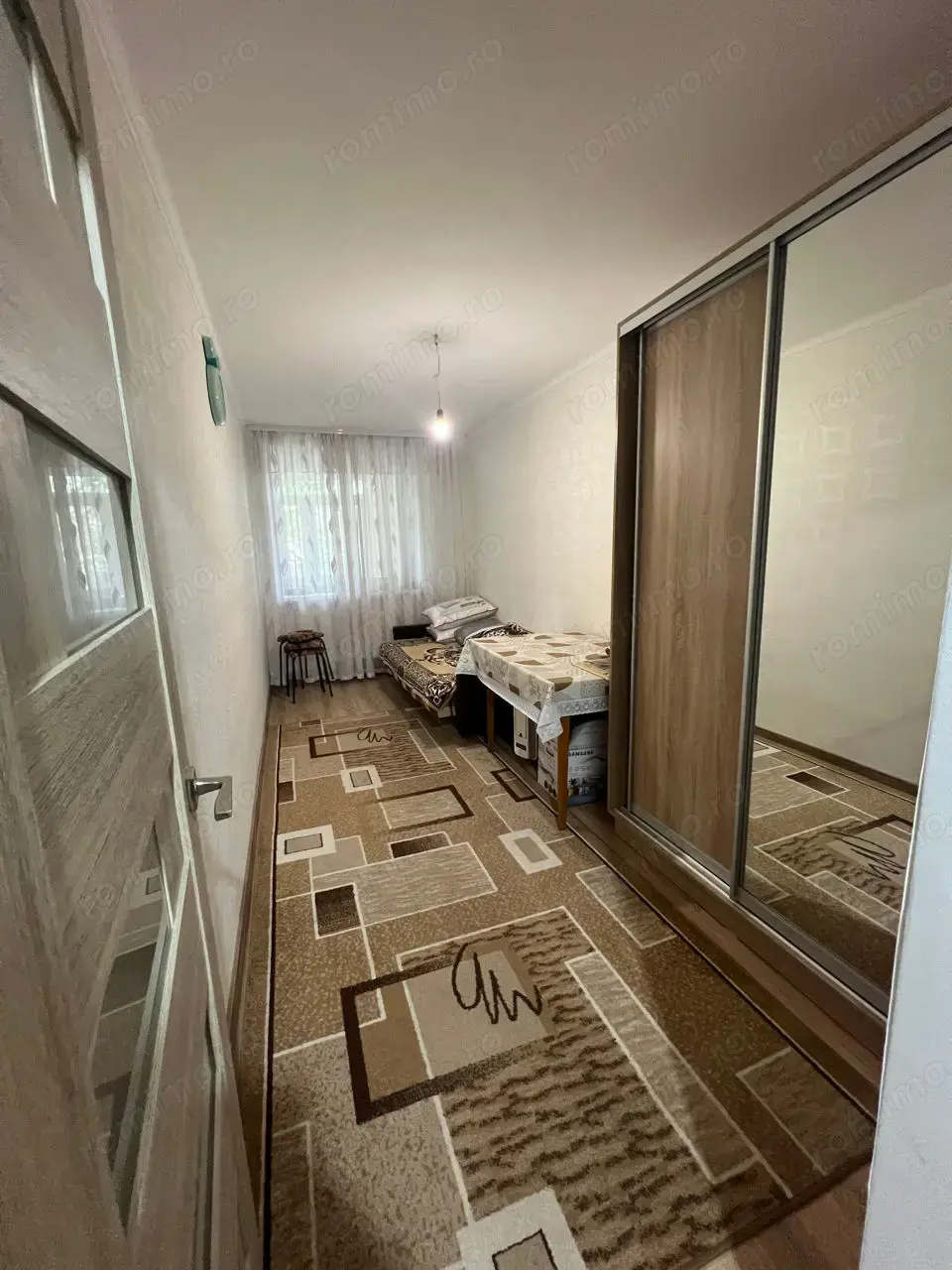 De vanzare apartament cu 2 camere in zona Circumvalatiunii