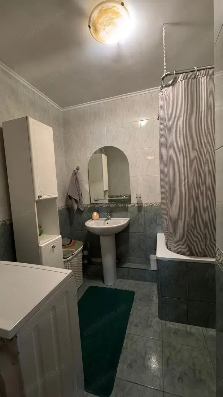 Apartament cu 2 camere zona Dacia