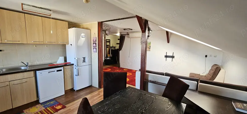 Vând apartament 3 camere Obcini