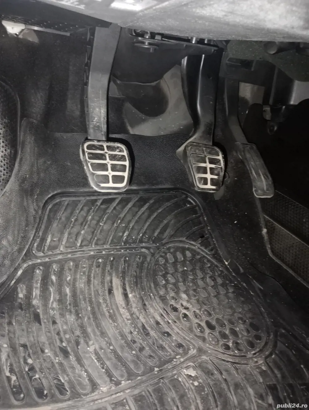 Pedala ambreiaj,frana,acceleratie Golf III1.6 1997