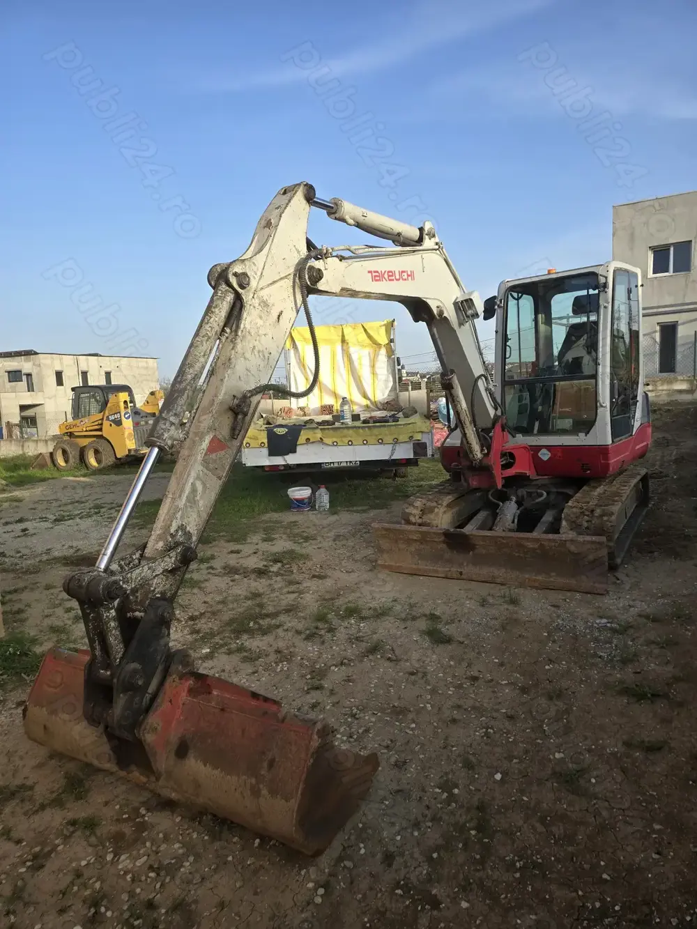 Excavator Takeuchi TB250 
