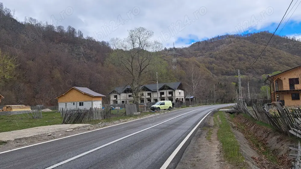 Vând teren intravilan Malaia