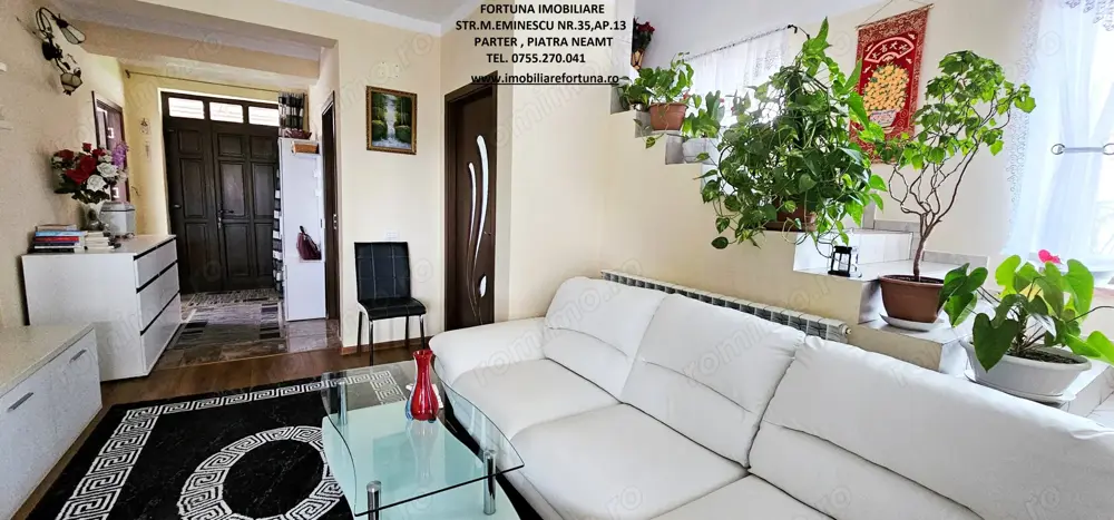 Proprietate Piatra Neamt - vila cocheta cu garaj, beci si teren